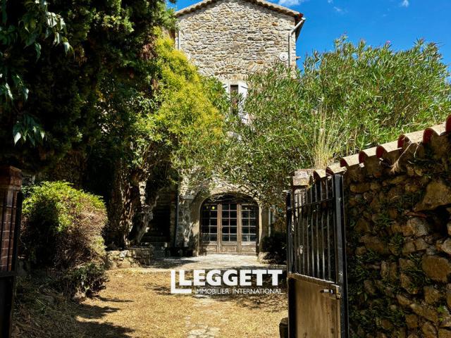 Maison 7 pièces 180 m²