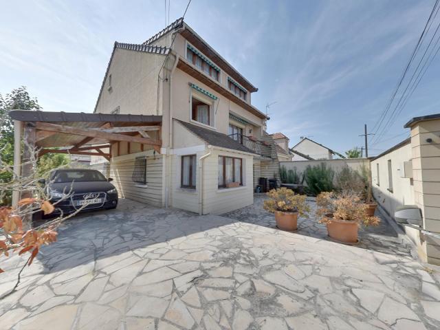 Maison 7 pièces 180 m²