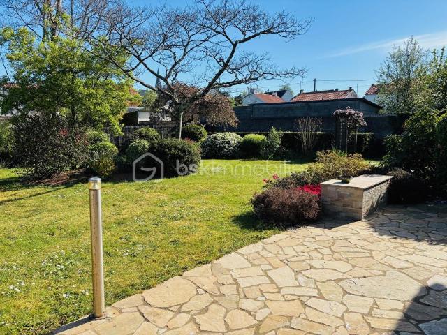 Maison 7 pièces 180 m²