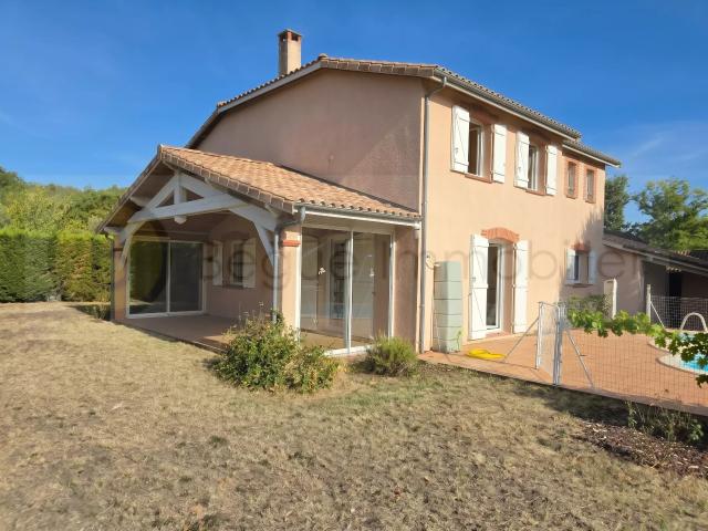 Maison 7 pièces 180 m²