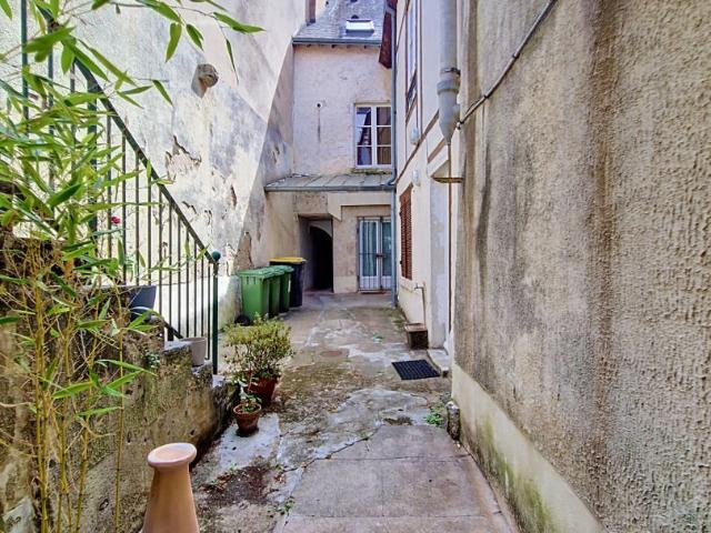 Maison 7 pièces 180 m²