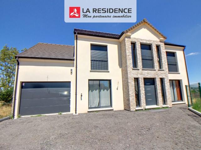 Maison 7 pièces 180 m²