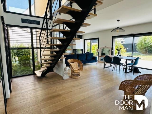 Maison 7 pièces 180 m²