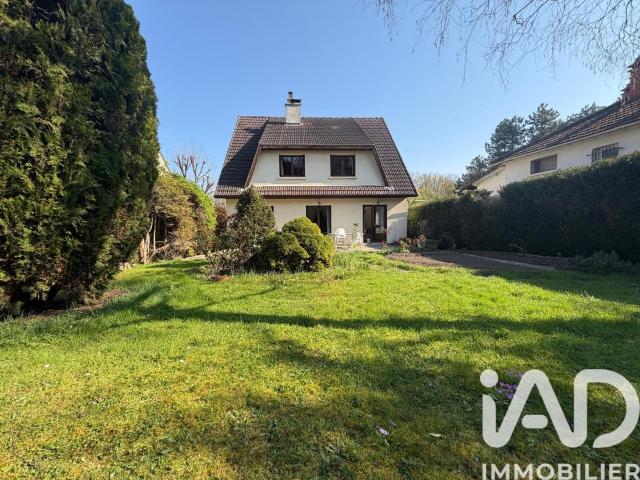 Maison 7 pièces 180 m²