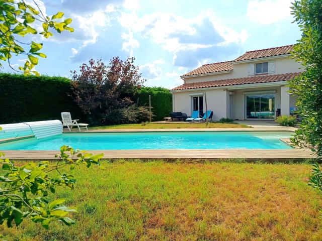 Maison 7 pièces 180 m²