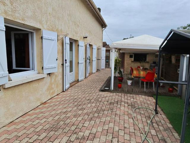 Maison 7 pièces 180 m²