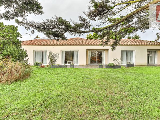 Maison 7 pièces 180 m²