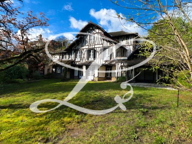 Maison 7 pièces 181 m²