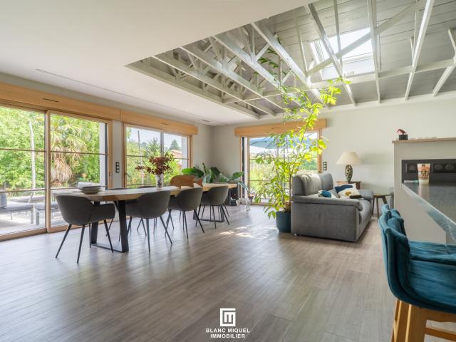 Maison 7 pièces 181 m²