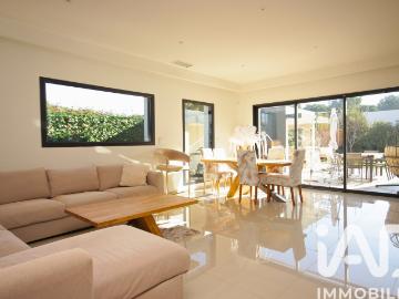 Maison 7 pièces 181 m²