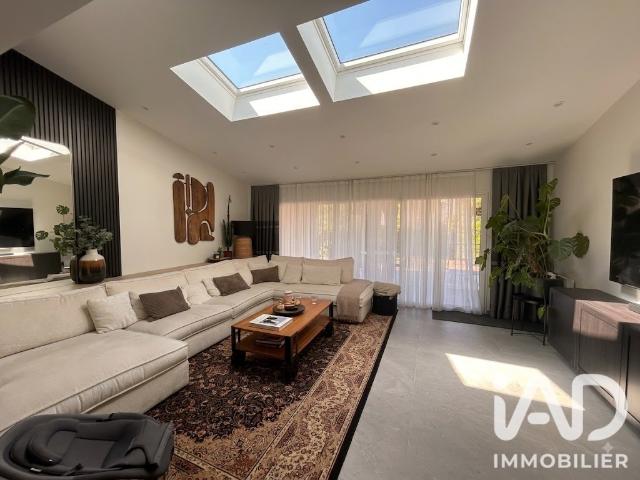 Maison 7 pièces 181 m²
