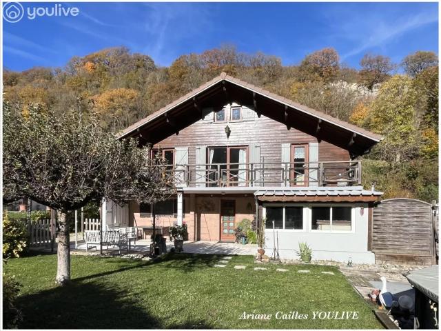 Maison 7 pièces 181 m²