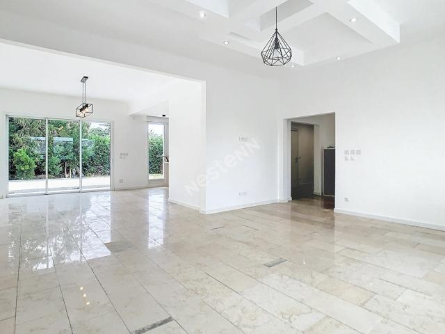 Maison 7 pièces 181 m²