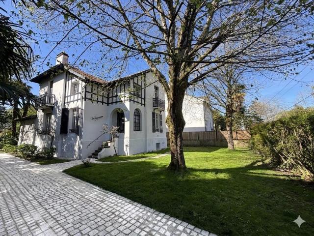 Maison 7 pièces 181 m²