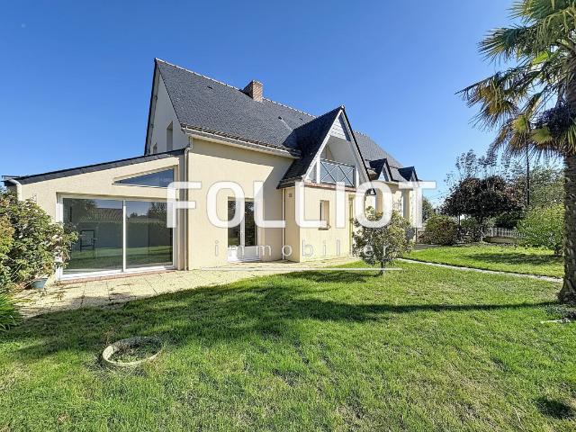 Maison 7 pièces 181 m²