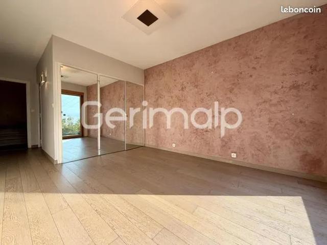 Maison 7 pièces 182 m²