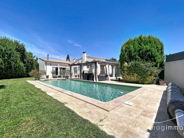 Maison 7 pièces 182 m²