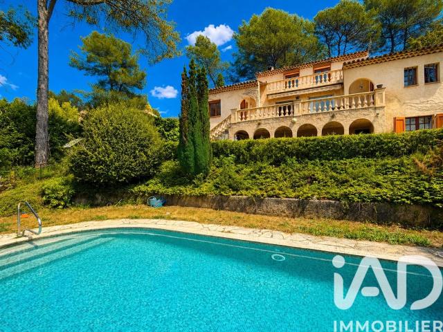 Maison 7 pièces 182 m²