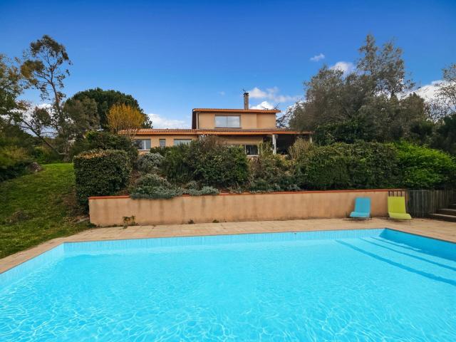 Maison 7 pièces 182 m²