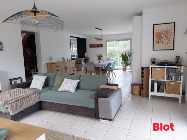 Maison 7 pièces 182 m²