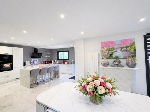 Maison 7 pièces 182 m²