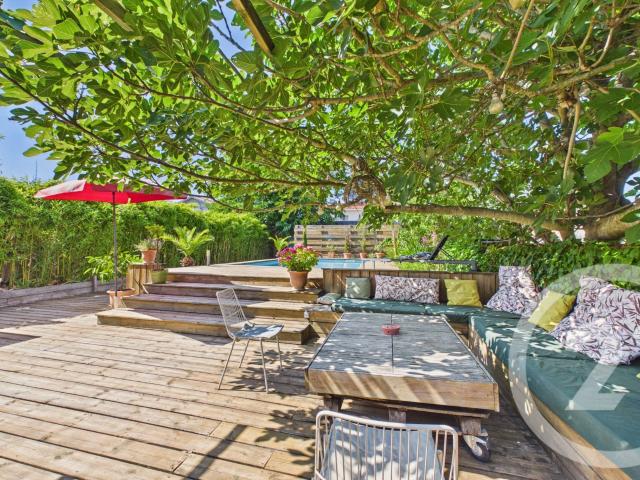 Maison 7 pièces 182 m²
