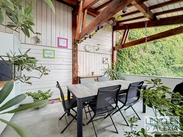 Maison 7 pièces 182 m²