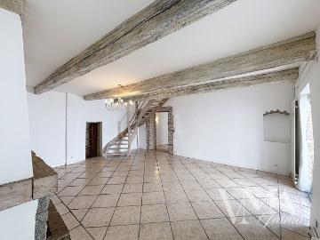 Maison 7 pièces, 182 m² à louer à Millery 69390