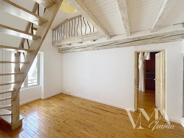 Maison 7 pièces, 182 m² à louer à Millery 69390