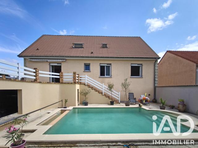 Maison 7 pièces 183 m²