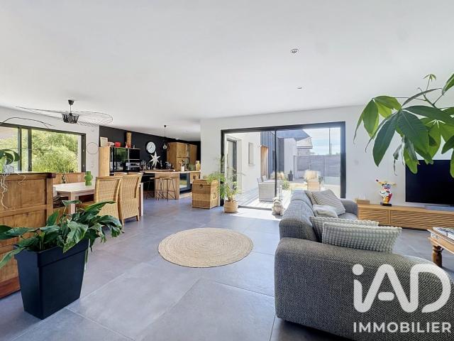 Maison 7 pièces 183 m²