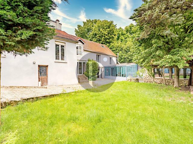 Maison 7 pièces 183 m²
