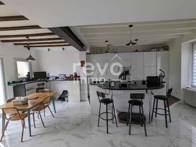 Maison 7 pièces 183 m²
