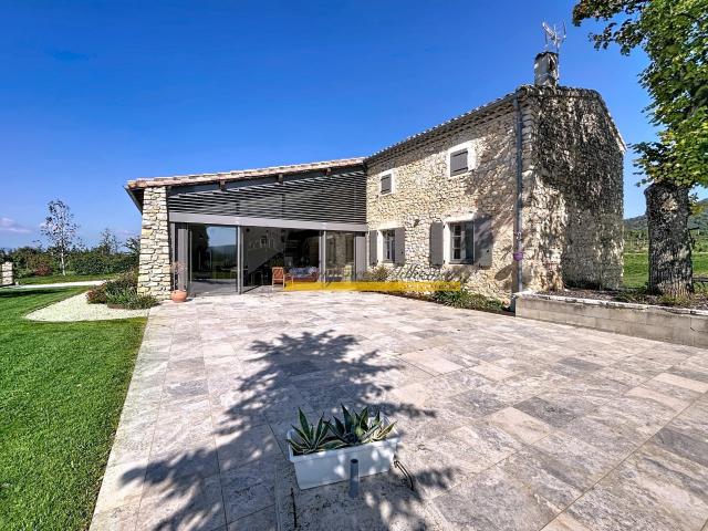 Maison 7 pièces 194 m²