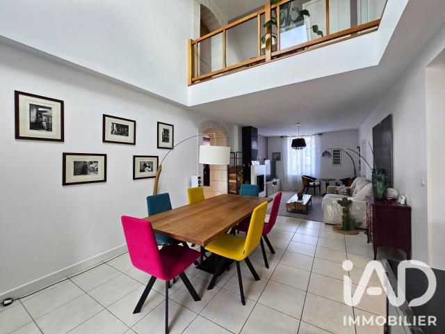 Maison 7 pièces 194 m²