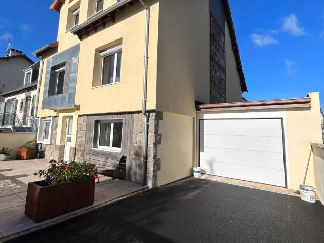 Maison 7 pièces 194 m²
