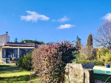 Maison 7 pièces 194 m²