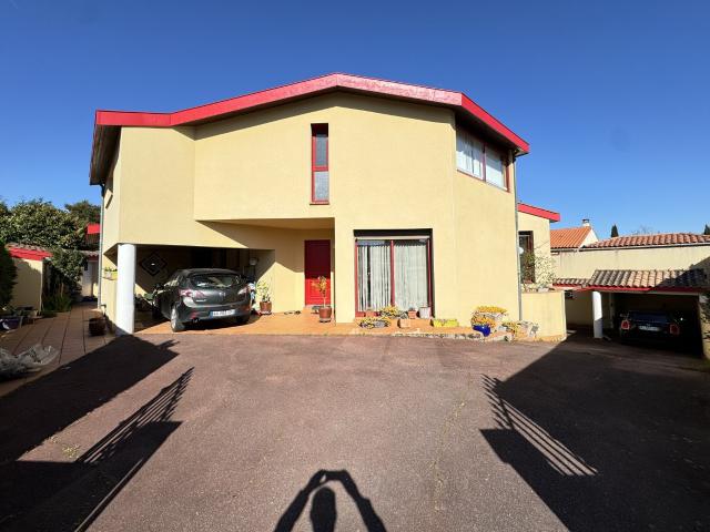 Maison 7 pièces 194 m²