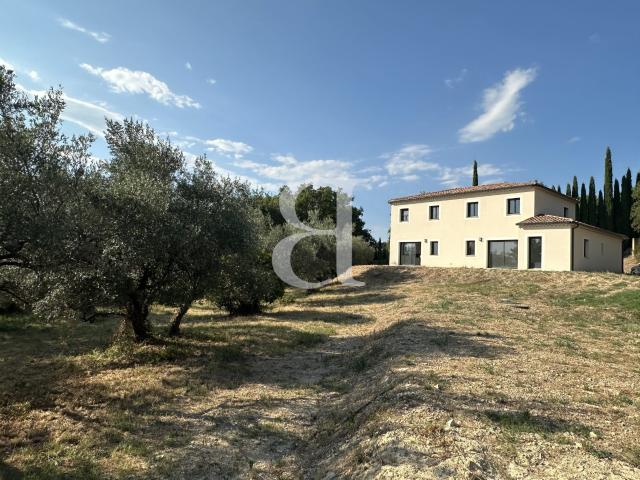 Maison 7 pièces 194 m²