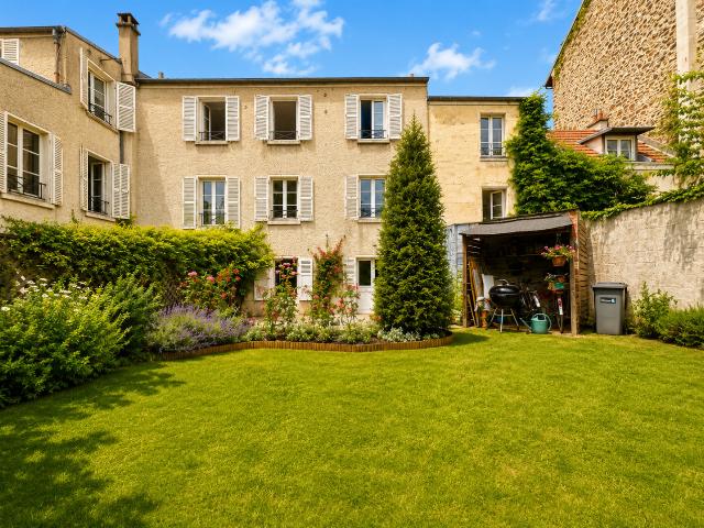 Maison 7 pièces 194 m²