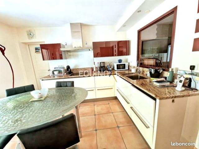 Maison 7 pièces 194 m²