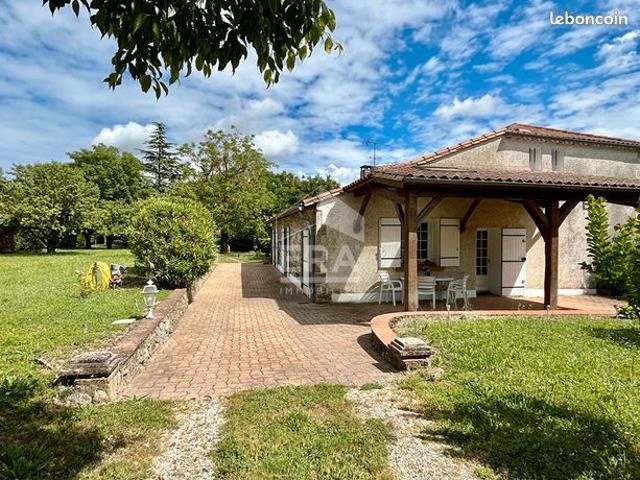 Maison 7 pièces 194 m²