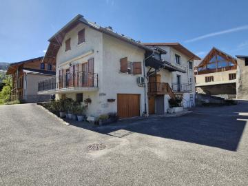 Maison 7 pièces 194 m²