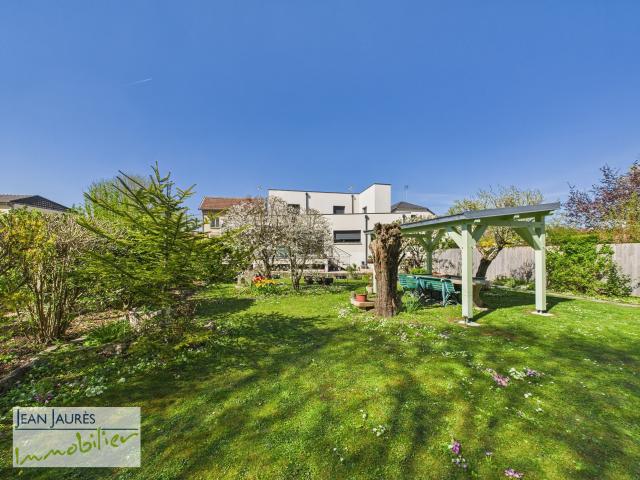 Maison 7 pièces 195 m²