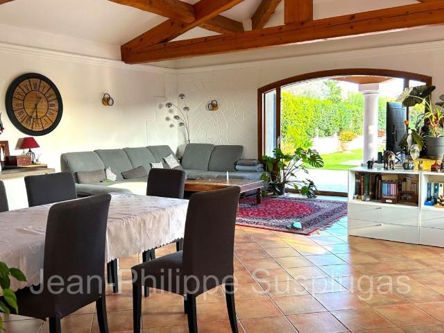 Maison 7 pièces 195 m²