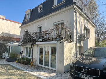 Maison 7 pièces 195 m²