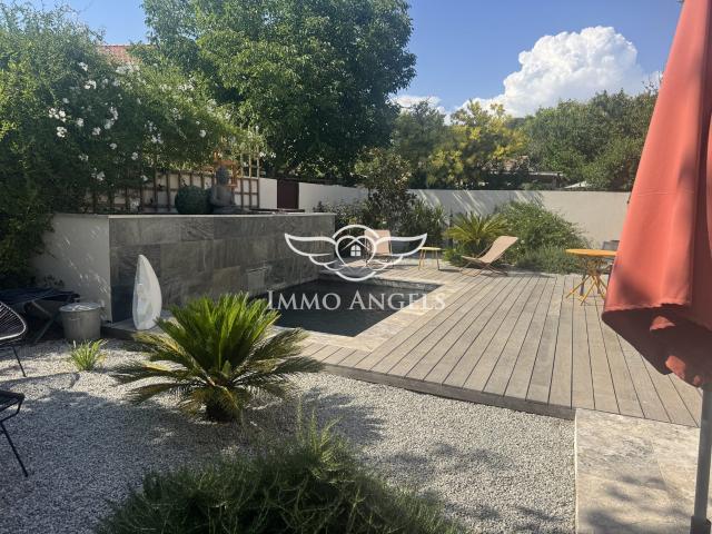 Maison 7 pièces 195 m²