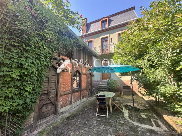 Maison 7 pièces 195 m²
