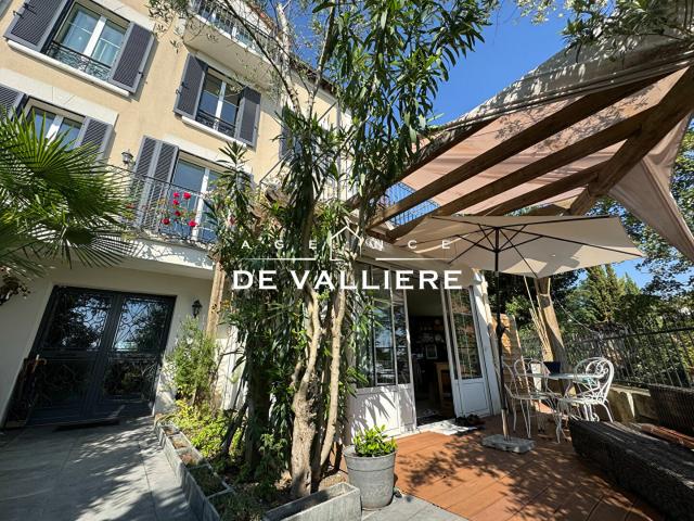 Maison 7 pièces 195 m²