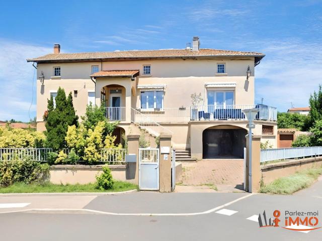 Maison 7 pièces 195 m²